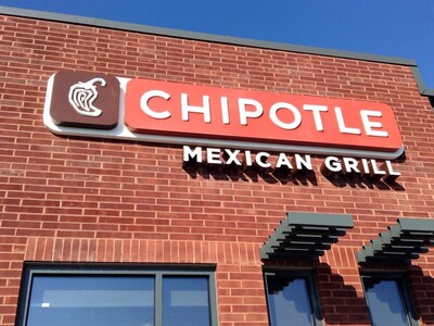 Chipotle Mexican Grill opens in Milledgeville on October 19th - First 50 customers receive complimentary Chipotle Goods merchandise
