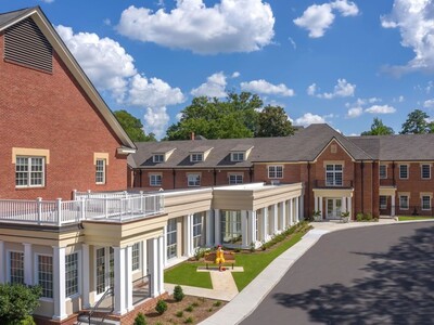 PRESS RELEASE: McDonald's Owner/Operators of Macon Donates $10,000 to Ronald McDonald House Charities of Central Georgia