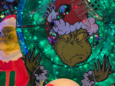 The Grinch Bar Crawl in Downtown Macon